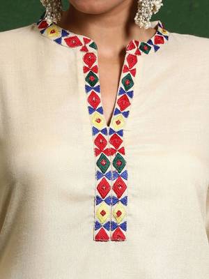 Embroidered Thread Work Mandarin Collar Straight Kurta with Trousers & Dupatta 2
