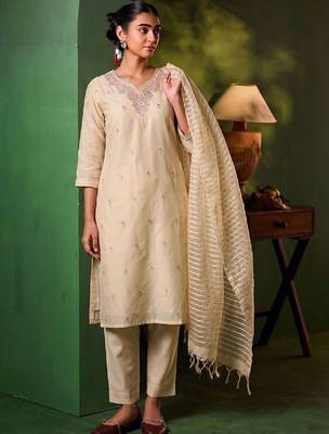 Women Ethnic Motifs Embroidered Regular Thread Work Kurta with Trousers & With Dupatta 1