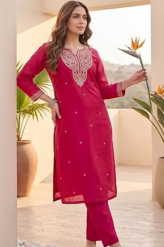 Women Ethnic Motifs Embroidered Regular Thread Work Kurta with Trousers & With Dupatta