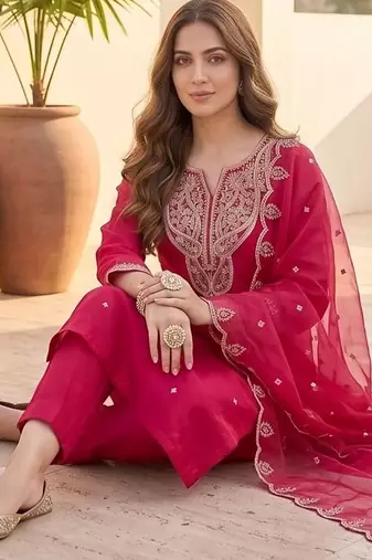 Women Ethnic Motifs Embroidered Regular Thread Work Kurta with Trousers & With Dupatta