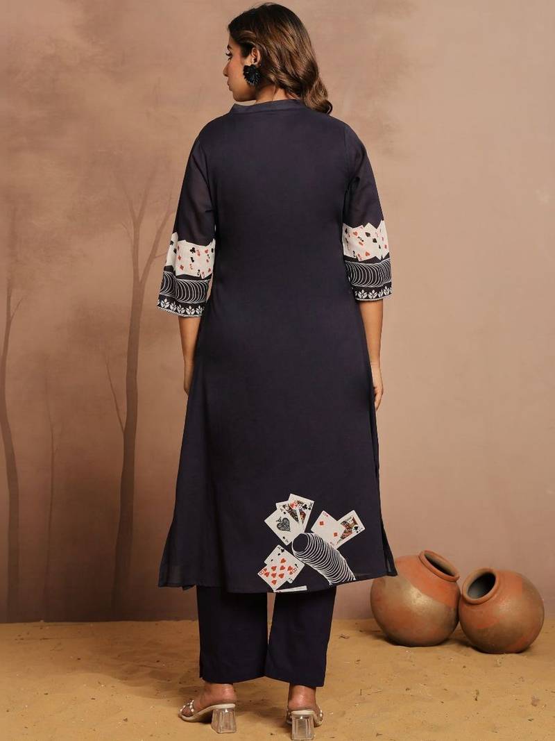 Women Printed Regular Kurta with Trousers