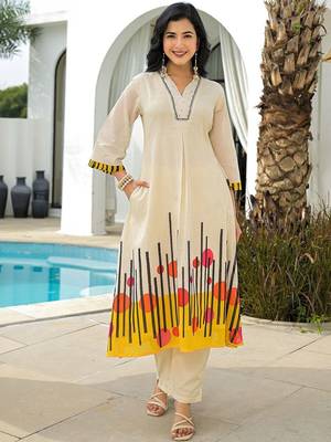 Women Printed Panelled Thread Work Kurta with Trousers 2