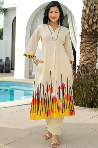 Women Printed Panelled Thread Work Kurta with Trousers