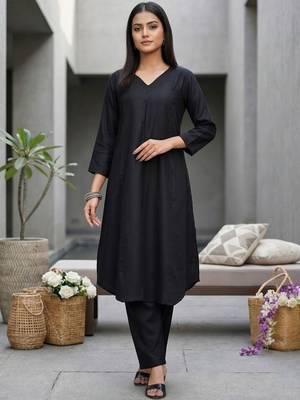 Women Regular Kurta with Trousers 2