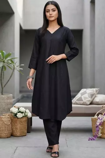 Women Regular Kurta with Trousers