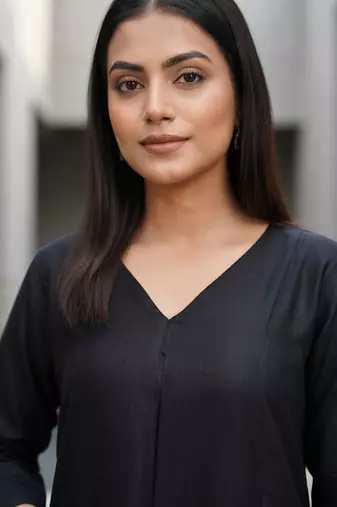 Women Regular Kurta with Trousers