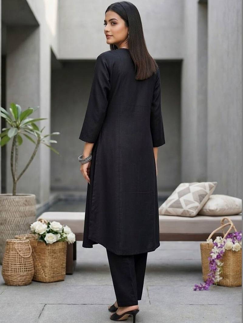 Women Regular Kurta with Trousers