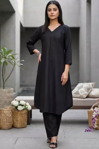 Women Regular Kurta with Trousers