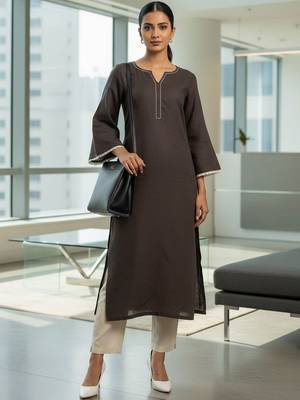 Women Regular Thread Work Kurta with Trousers 1