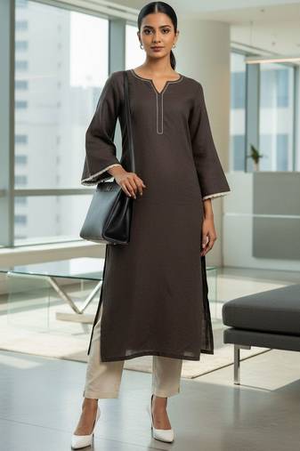 Women Regular Thread Work Kurta with Trousers