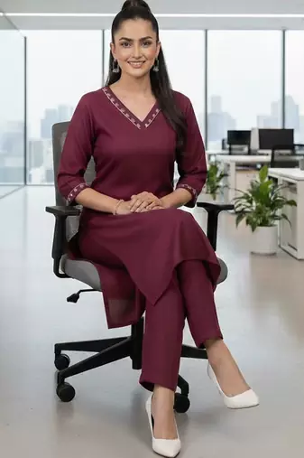Women Ethnic Motifs Regular Thread Work Kurta with Trousers