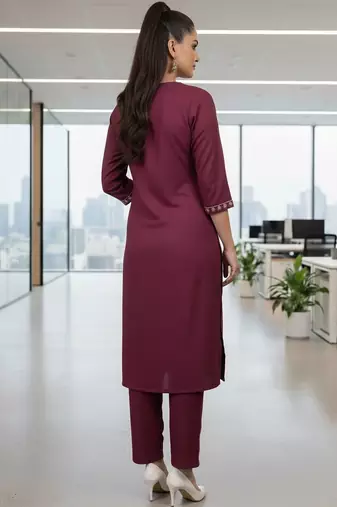 Women Ethnic Motifs Regular Thread Work Kurta with Trousers
