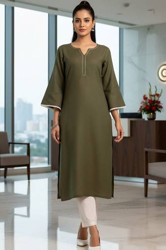 Women Regular Thread Work Kurta with Trousers