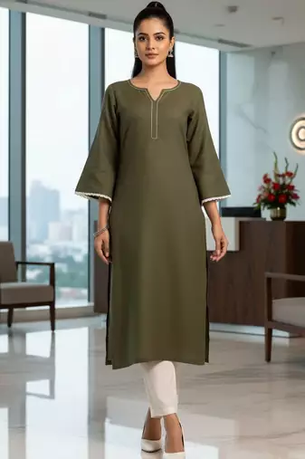 Women Regular Thread Work Kurta with Trousers