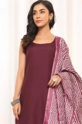 Violet Square Neck Sleeveless Straight Kurta With Trousers & Dupatta
