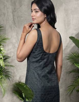Women Regular Kurta with Trousers 5