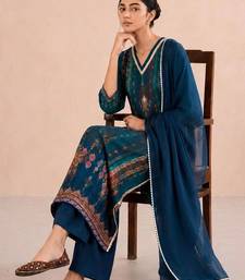 Women Ethnic Motifs Printed Regular Kurta with Trousers & With Dupatta