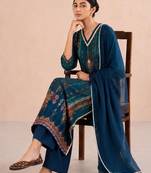 Women Ethnic Motifs Printed Regular Kurta with Trousers & With Dupatta