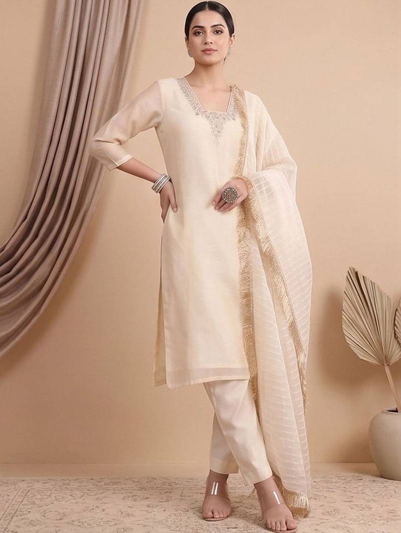 Women Ethnic Motifs Embroidered Regular Thread Work Kurta with Trousers & With Dupatta
