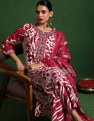 Women Printed Regular Thread Work Pure Cotton Kurta with Trousers & With Dupatta 1