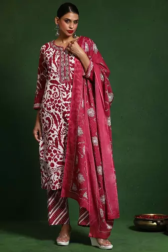 Women Printed Regular Thread Work Pure Cotton Kurta with Trousers & With Dupatta