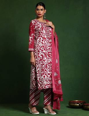 Women Printed Regular Thread Work Pure Cotton Kurta with Trousers & With Dupatta 4