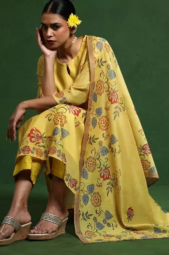 Floral Embroidered Sequinned Chanderi Silk Kurta with Trousers & Dupatta