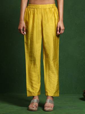 Floral Embroidered Sequinned Chanderi Silk Kurta with Trousers & Dupatta 6