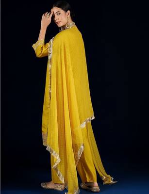 Women Ethnic Motifs Embroidered Regular Thread Work Kurta with Trousers & With Dupatta 5