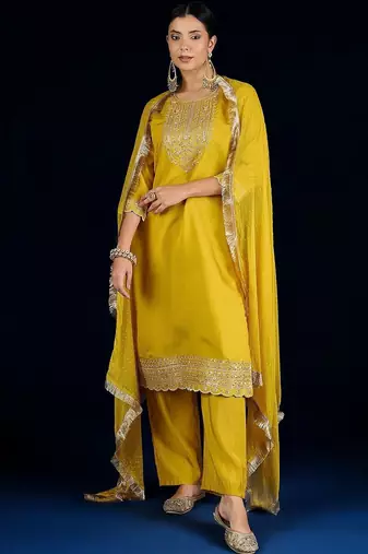 Women Ethnic Motifs Embroidered Regular Thread Work Kurta with Trousers & With Dupatta