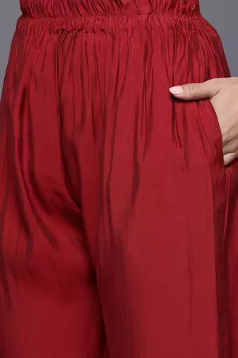 Women Floral Embroidered Kurta with Trousers & Dupatta