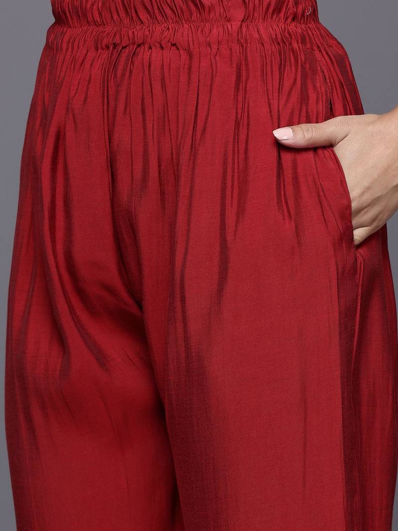 Women Floral Embroidered Kurta with Trousers & Dupatta