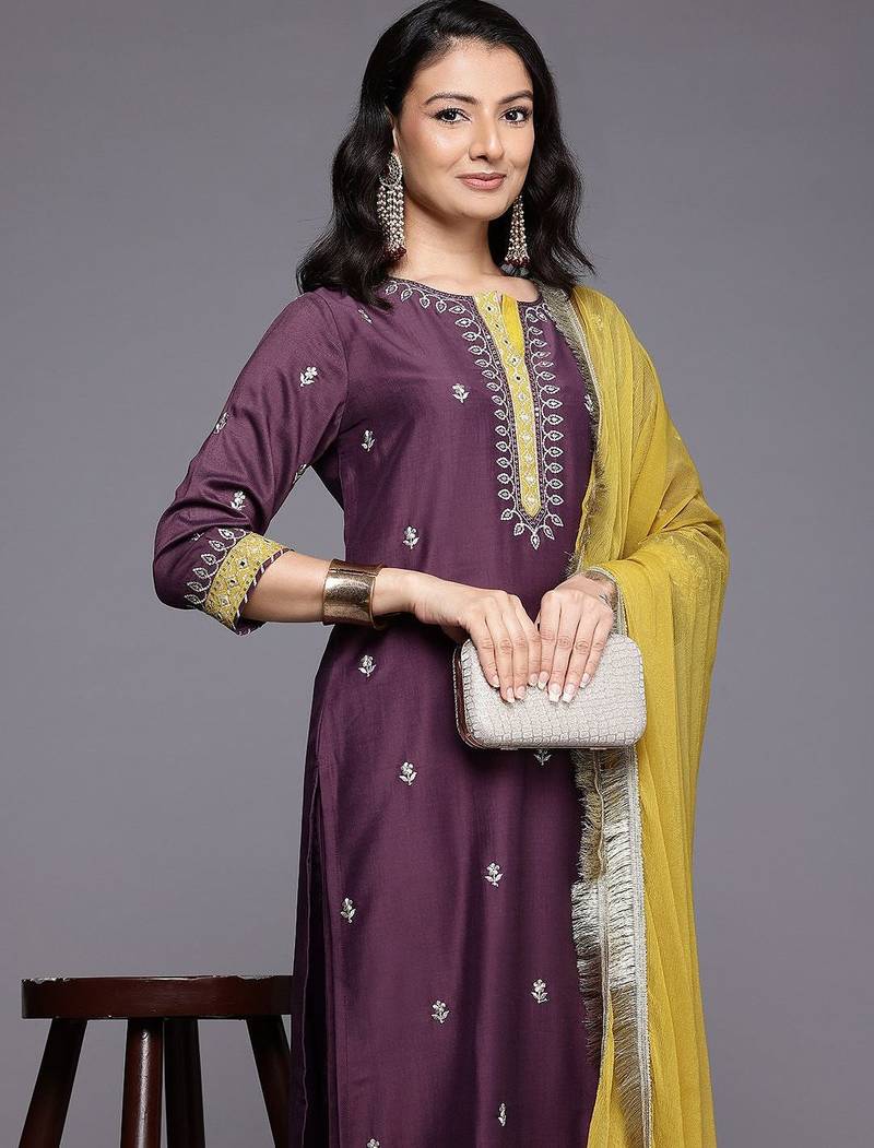 Floral Embroidered Zari Kurta With Palazzos & Dupatta