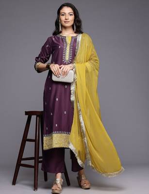 Floral Embroidered Zari Kurta With Palazzos & Dupatta 8