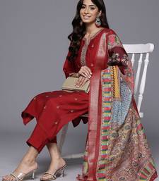 Ethnic Motifs Zari Embroidered Mirror Work Kurta With Trousers & Dupatta