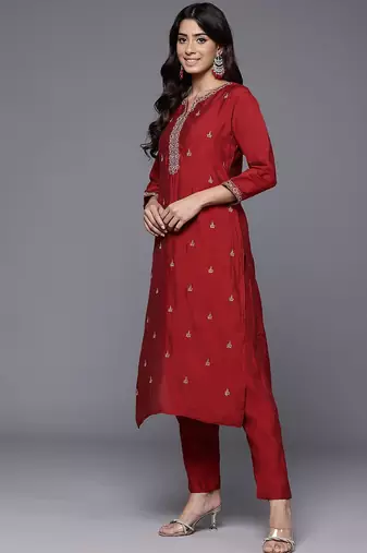 Ethnic Motifs Zari Embroidered Mirror Work Kurta With Trousers & Dupatta
