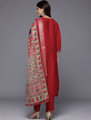 Ethnic Motifs Zari Embroidered Mirror Work Kurta With Trousers & Dupatta 7