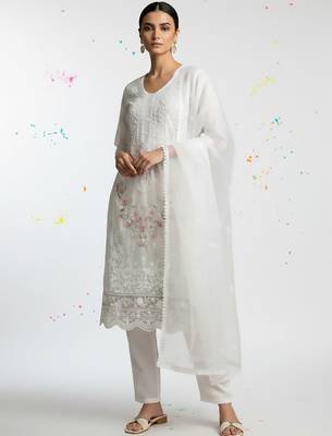 Women Ethnic Motifs Embroidered Regular Thread Work Kurta with Trousers & With Dupatta 1