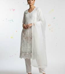 Women Ethnic Motifs Embroidered Regular Thread Work Kurta with Trousers & With Dupatta