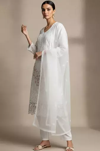 Women Ethnic Motifs Embroidered Regular Thread Work Kurta with Trousers & With Dupatta