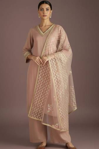 Women Regular Thread Work Kurta with Trousers & With Dupatta