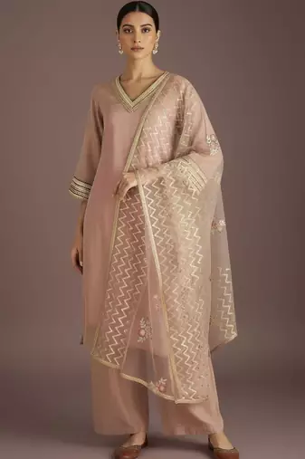 Women Regular Thread Work Kurta with Trousers & With Dupatta