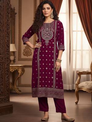 Women Ethnic Motifs Embroidered Regular Thread Work Velvet Kurta with Trousers 1