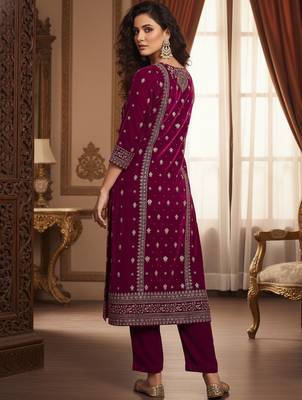 Women Ethnic Motifs Embroidered Regular Thread Work Velvet Kurta with Trousers 4