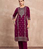 Women Ethnic Motifs Embroidered Kurta with Trousers
