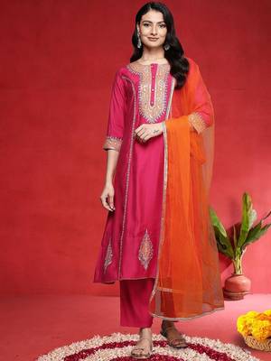 Women Ethnic Motifs Embroidered Kurta with Trouser & Dupatta 1