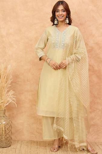 Floral Yoke Design Regular V-Neck Straight Kurta With Trousers And Dupatta