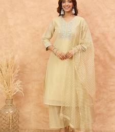 Floral Yoke Design Zari Details Straight Kurta With Trousers & Dupatta