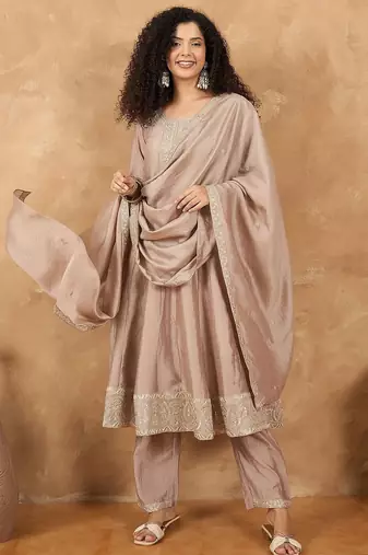 Women Ethnic Motifs Printed Anarkali Kurta with Pyjama & Dupatta
