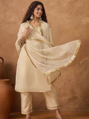 Yoke Design V-Neck Straight Kurta With Trousers & Dupatta 1